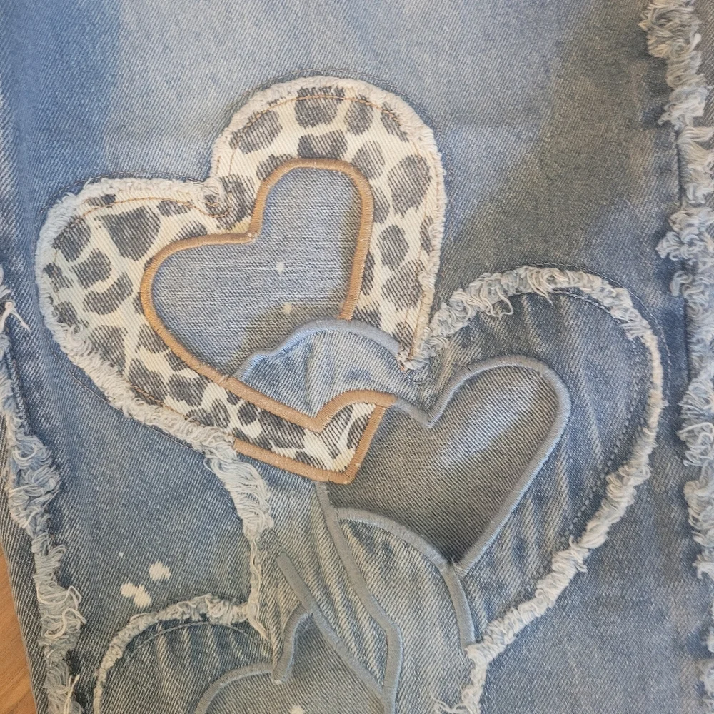 OLI & HALI Heart w/Leopard Trim Cutout Jeans, NIB, Sz S (Jrs 1-5),  🔥HOT ITEM - Picture 7 of 13